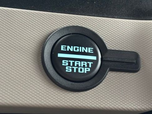 Used 2022 Ford Bronco Wildtrak image 38