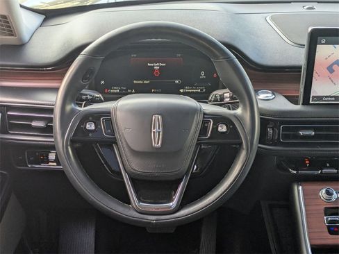 Used 2023 Lincoln Aviator Reserve image 26