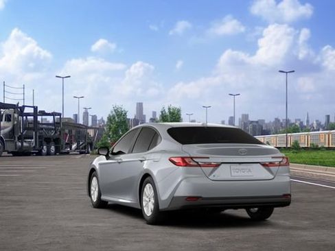 New 2026 Toyota Camry LE image 8