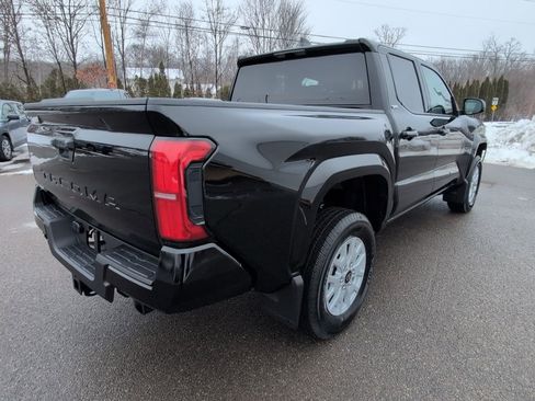 Certified 2026 Toyota Tacoma SR5 image 7