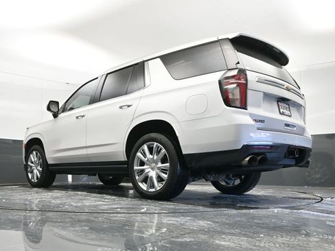 Used 2021 Chevrolet Tahoe High Country w/ Premium Package image 24