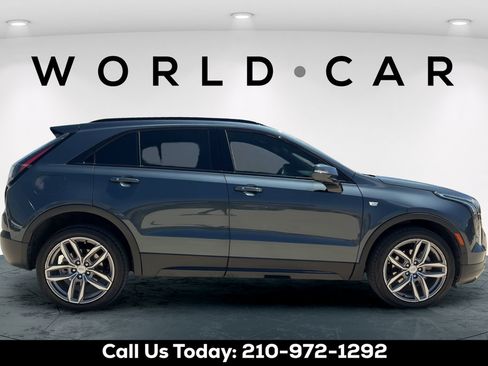 Used 2020 Cadillac XT4 Sport FWD image 3