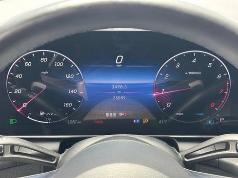 Used 2024 Mercedes-Benz GLC 300 4MATIC image 21