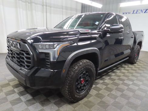 Used 2025 Toyota Tundra Limited AWD/4WD image 7