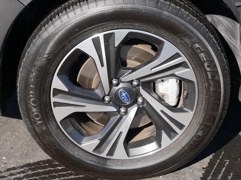 Used 2024 Subaru Crosstrek 2.0i Premium image 15