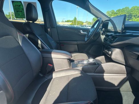 Certified 2023 Ford Escape ST-Line w/ Tech Pack #1 AWD/4WD image 15