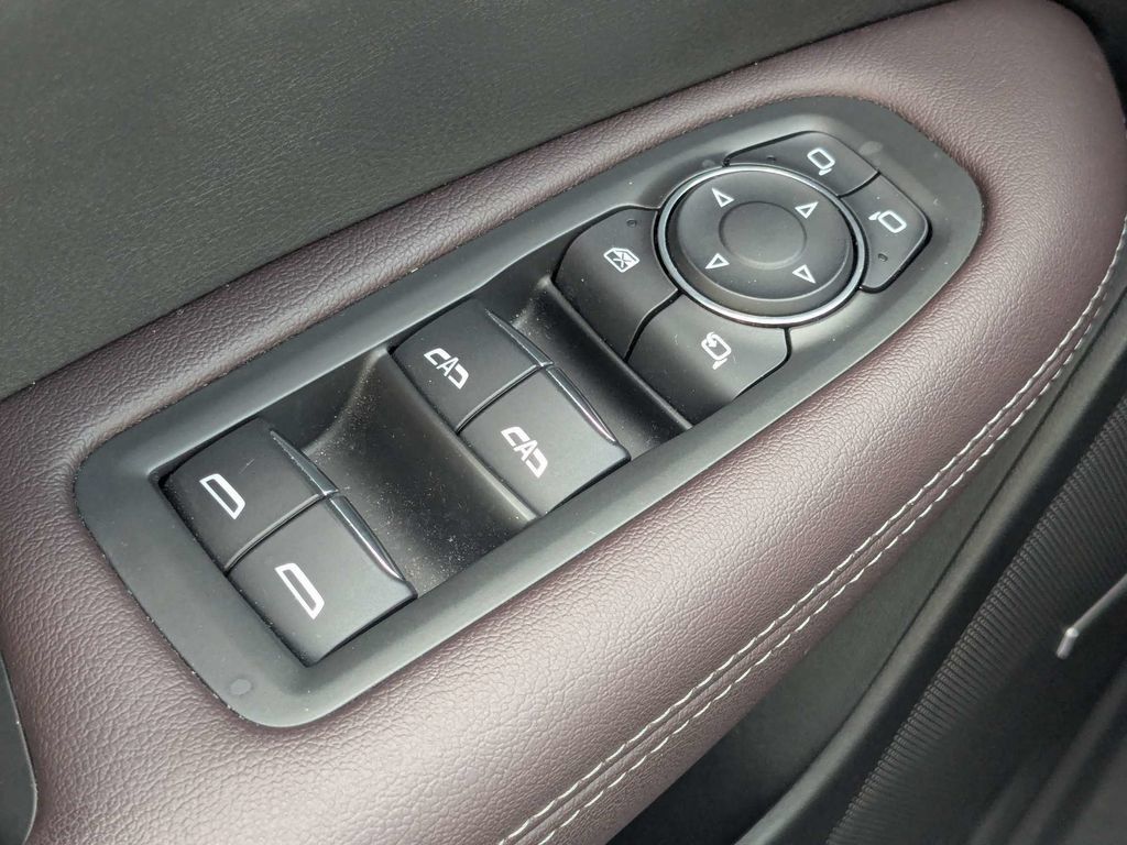 Used 2021 Cadillac XT6 Premium Luxury FWD image 29