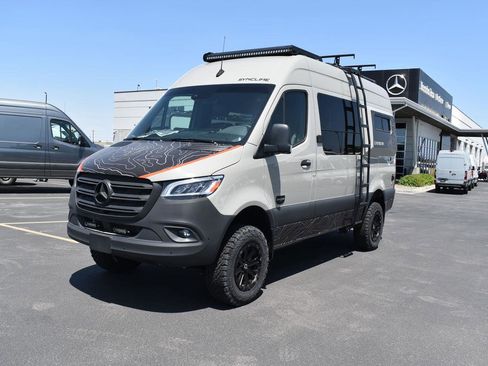 New 2024 Mercedes-Benz Sprinter 2500 image 1