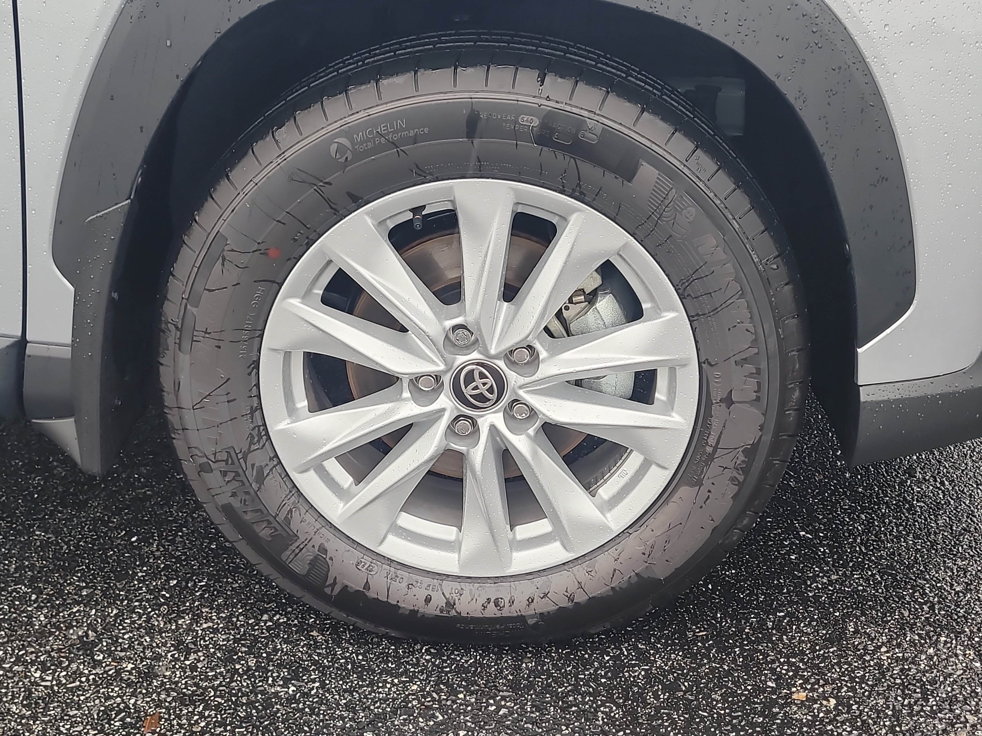 Certified 2026 Toyota Corolla Cross LE FWD image 9