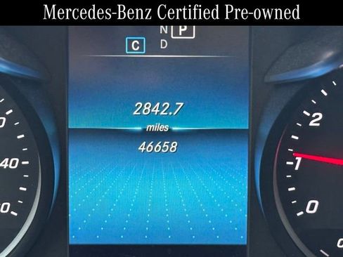 Used 2022 Mercedes-Benz GLC 300 4MATIC image 10