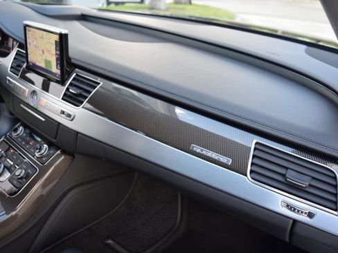 Used 2015 Audi S8 image 51