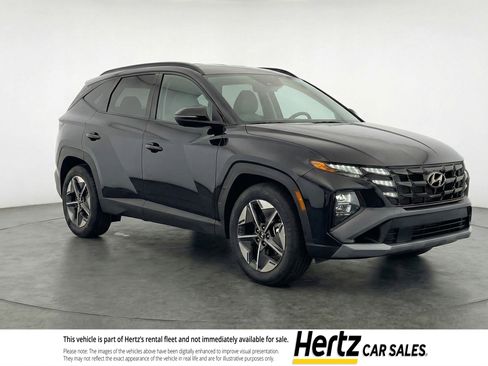 Used 2025 Hyundai Tucson SEL FWD image 1