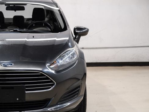 Used 2019 Ford Fiesta SE FWD image 38