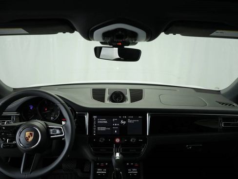 New 2025 Porsche Macan image 16