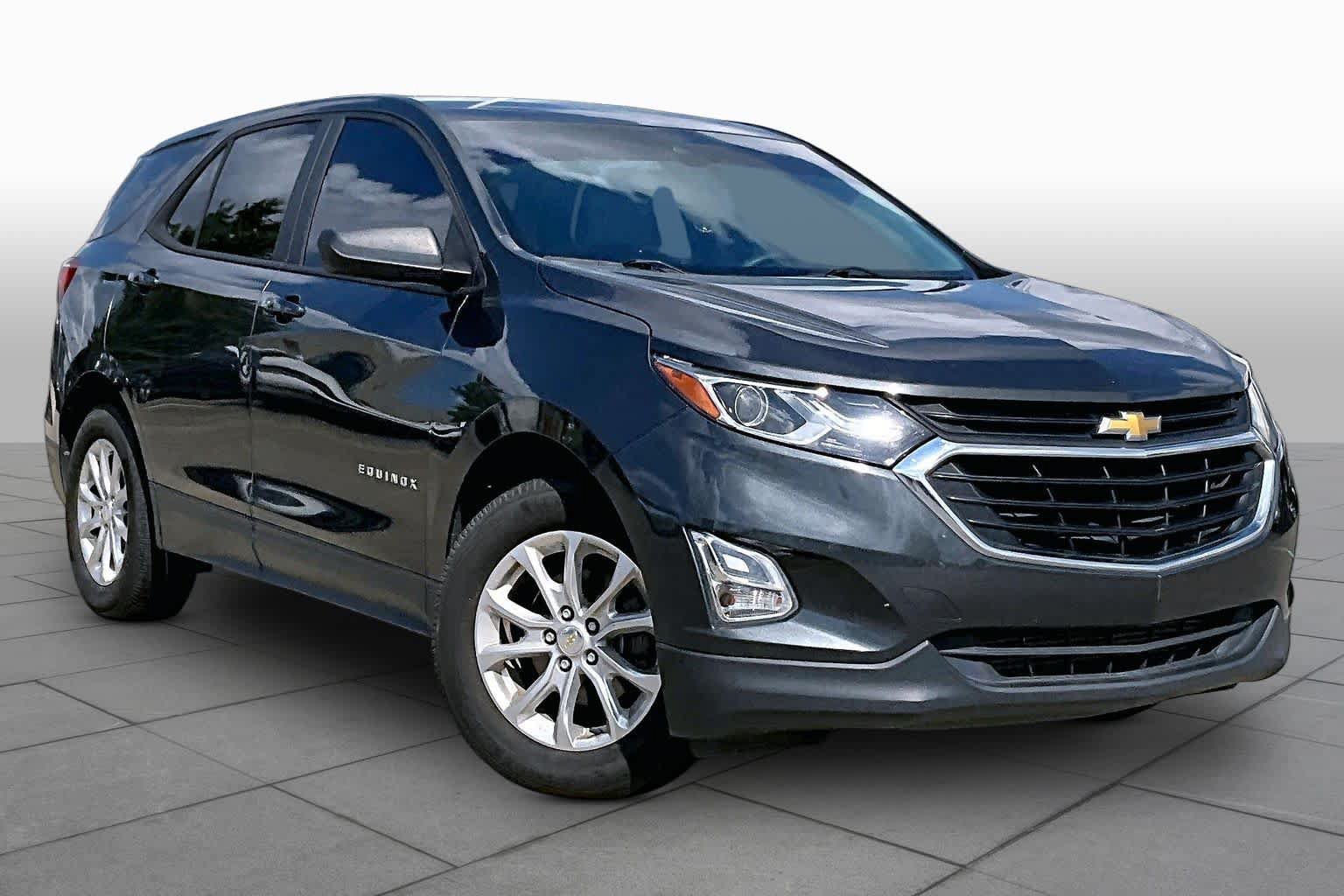 Used 2020 Chevrolet Equinox LS FWD image 3