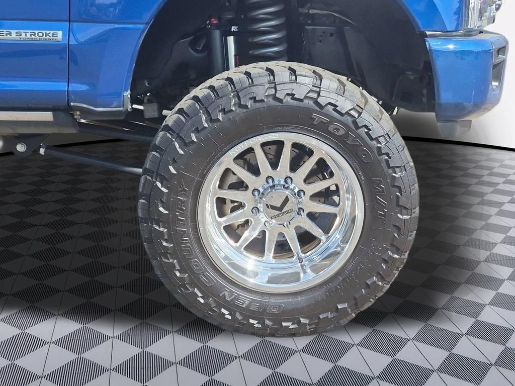 Used 2022 Ford F350 Limited AWD/4WD image 34