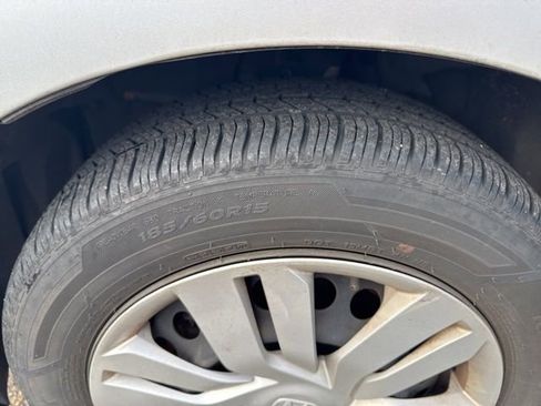 Used 2016 Honda Fit LX image 28