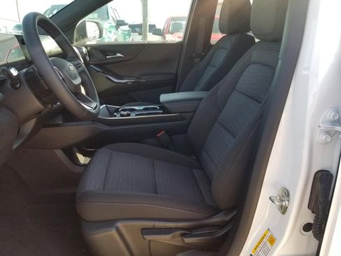 New 2026 Chevrolet Equinox LT w/ Safety and Technology Package image 14