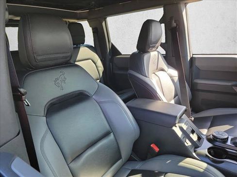 Used 2023 Ford Bronco Black Diamond AWD/4WD image 14