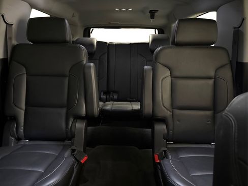 Used 2017 Chevrolet Suburban Premier image 15