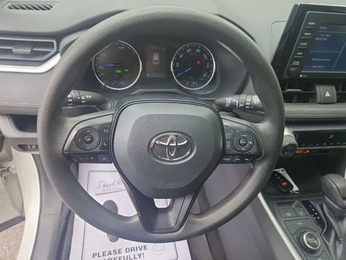 Used 2021 Toyota RAV4 XLE w/ Convenience Package AWD/4WD image 13