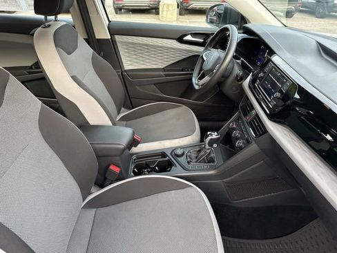 Certified 2022 Volkswagen Taos S w/ IQ Drive S Package image 39