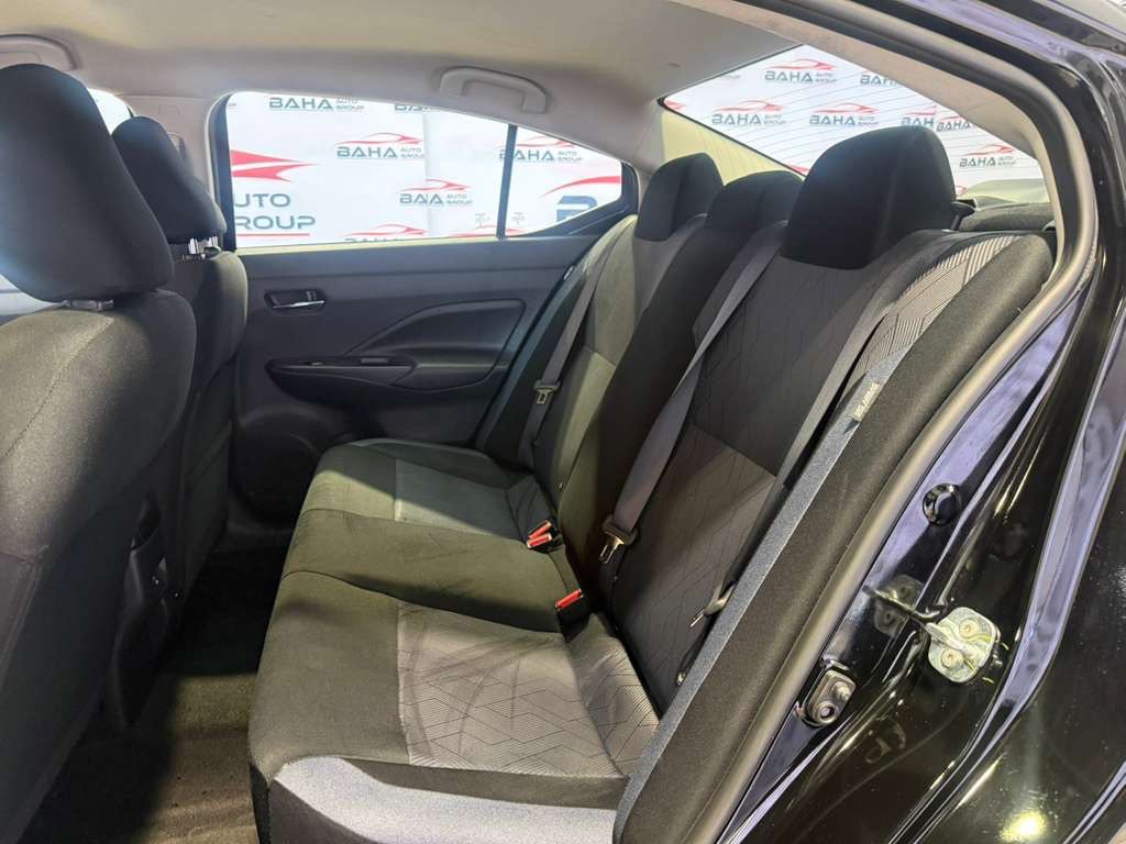 Used 2025 Nissan Versa SV FWD image 28