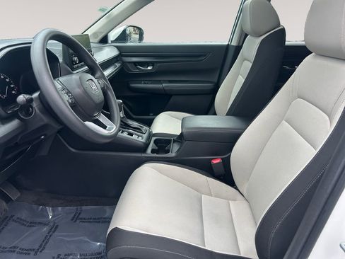Used 2025 Honda CR-V EX image 9