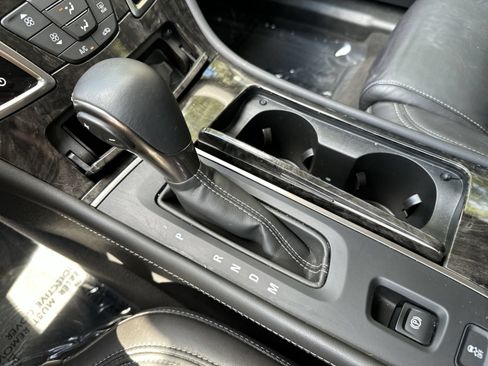 Used 2014 Buick LaCrosse Leather FWD image 19