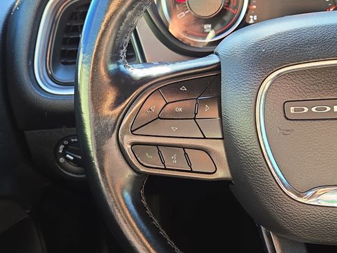 Used 2021 Dodge Challenger SXT image 21