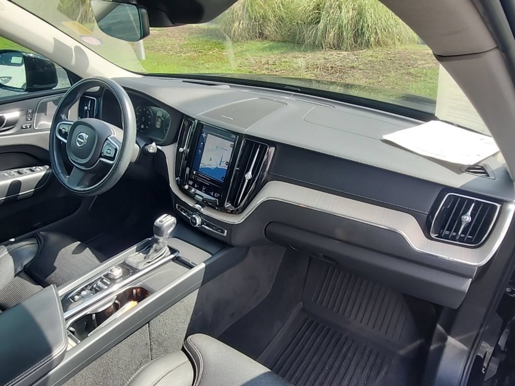 Used 2021 Volvo XC60 T5 Inscription w/ Advanced Package AWD/4WD image 34