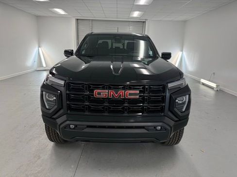 New 2026 GMC Canyon Elevation w/ Convenience Package image 2