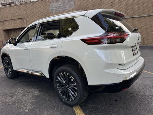 New 2026 Nissan Rogue Platinum AWD/4WD image 25