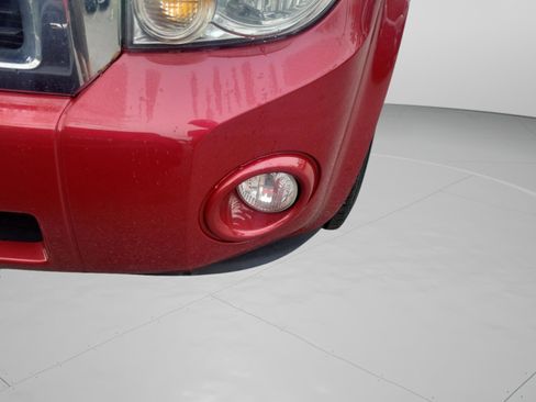 Used 2011 Ford Escape XLT w/ 202A Rapid Spec Order Code image 4