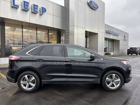 Used 2024 Ford Edge SEL w/ Convenience Package image 8