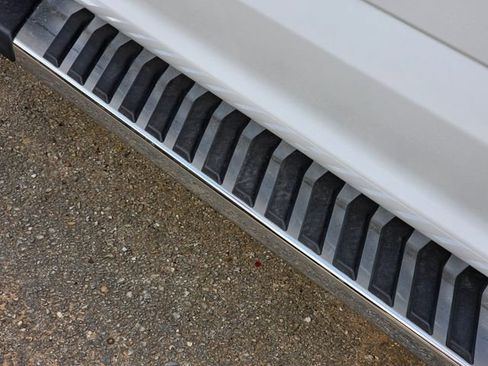 Used 2019 Ford F150 Lariat AWD/4WD image 8