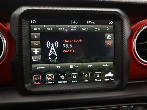 Used 2022 Jeep Gladiator Rubicon w/ LED Lighting Group AWD/4WD image 28