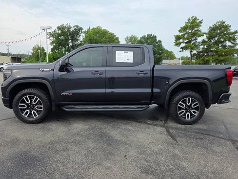 Used 2023 GMC Sierra 1500 AT4 w/ AT4 Premium Package AWD/4WD image 8