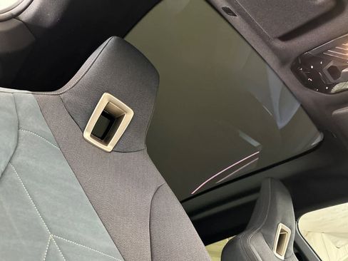 Used 2023 BMW iX xDrive50 w/ Sport Package image 17