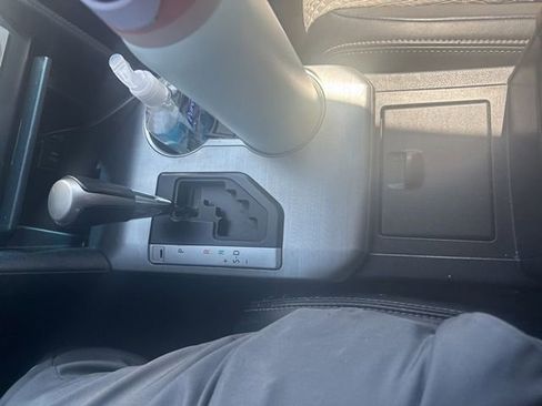 Used 2014 Toyota Camry SE image 7