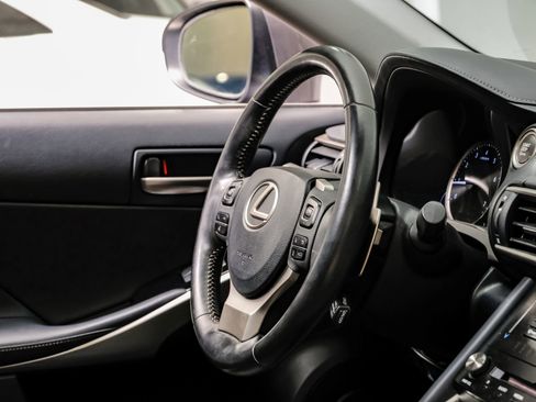 Used 2018 Lexus IS 300 300 image 15