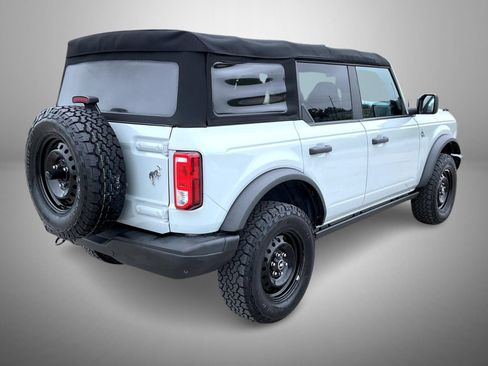 Used 2022 Ford Bronco Black Diamond AWD/4WD image 5