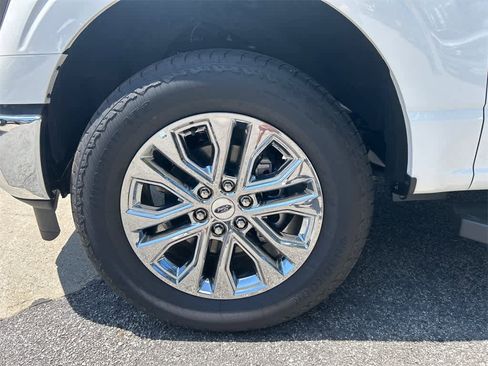 New 2025 Ford F150 Lariat w/ Equipment Group 502A High image 9