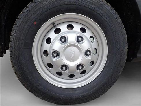 New 2026 Ford Transit 250 148 High Roof AWD image 7