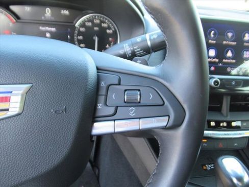 Certified 2025 Cadillac CT4 Luxury image 21