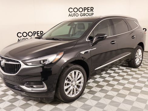 Used 2020 Buick Enclave Essence image 10