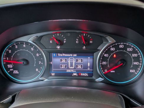 Used 2023 Chevrolet Equinox LS w/ LS Convenience Package FWD image 17