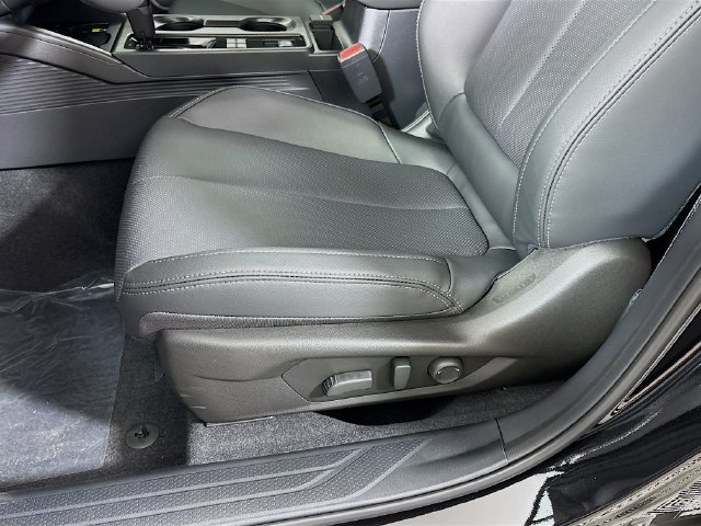 New 2026 Subaru Outback Limited AWD/4WD image 19