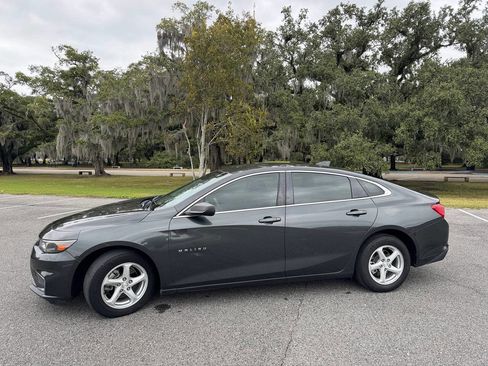 Used 2018 Chevrolet Malibu LS image 5