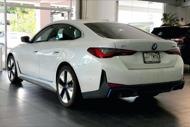 Certified 2024 BMW i4 eDrive35 w/ Parking Assistance Package RWD image 5
